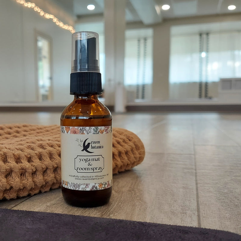 Clove Essential Oil - Organic - Tippecanoe Herbs Herbalist Milwaukee